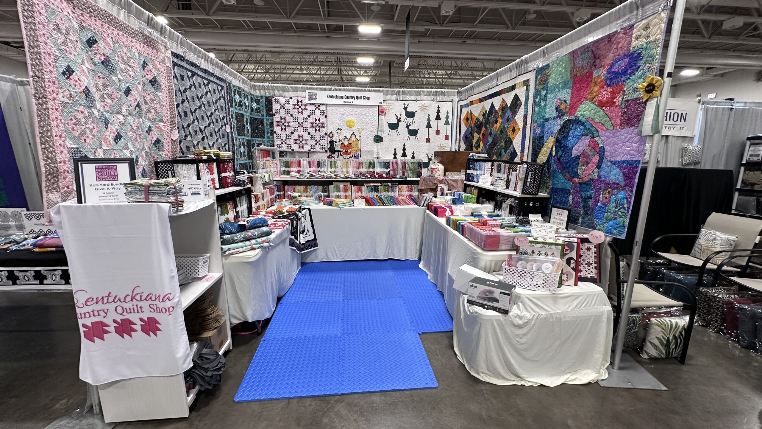 Kentuckiana Country Quilt Shop vendor booth