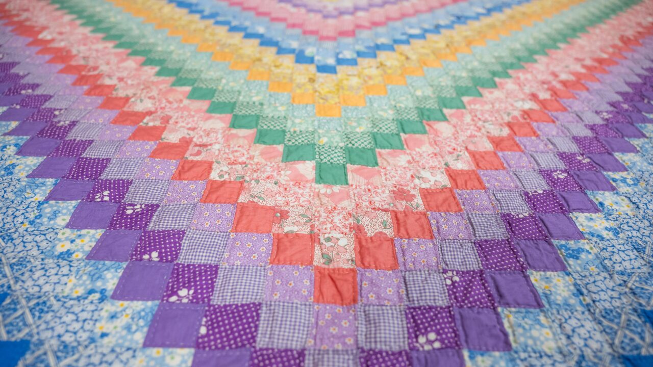 Appraising the quilts.